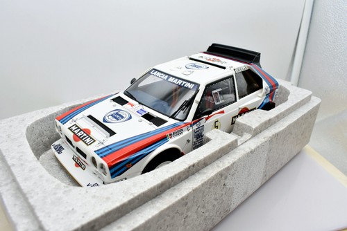 Modellino auto art scala - auto, 1:18