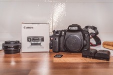 Canon EOS 7D Mark II + Canon