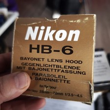 Nikon HB-6 paraluce per Nikkor