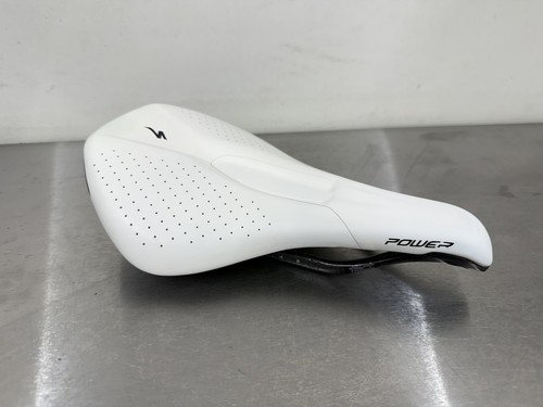 White works power con - white, mimic