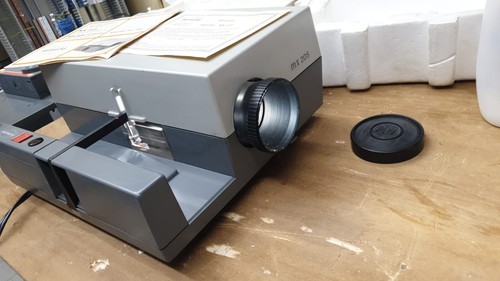 Proiettore diapositive vintage - proiettore,
