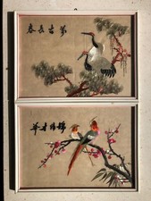 Arte giapponese 2 quadri seta, ricamo: Uccelli su ciliegio e Gru portafortuna