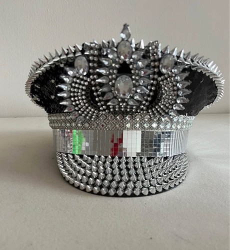 Cappello festival fatto - , mano