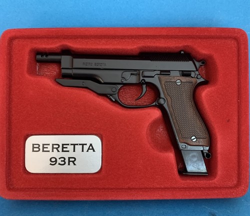 Pietro beretta 93r pistol - pietro,