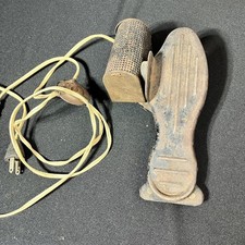 Antica macchina da cucire in