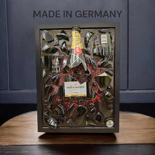 Moet chandon broken bottle - broken,