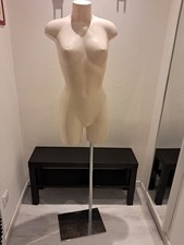 Manichino Donna Con Base