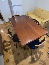 Tavolo in legno massello + 4 sedie