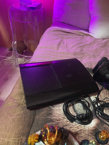 Playstation ps3 superslim - 3,