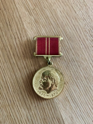 Médaille broche urss - médaille,