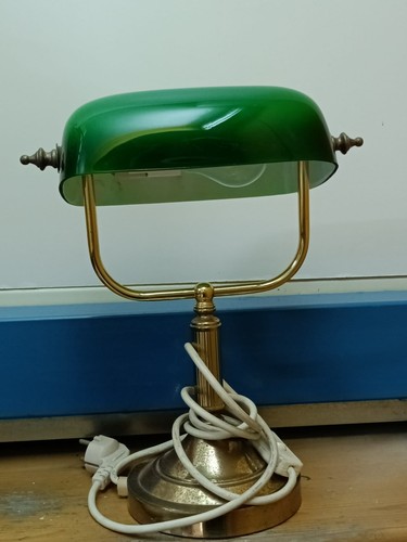 Lampada ministeriale tipo - ministeriale,