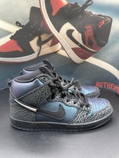 Taglia 11 - Pecora Nera x Nike Dunk SB High Black Hornet