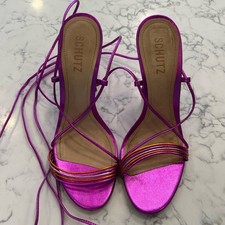 Schutz Arceli metallizzato magenta e arancione cinturino punta aperta taglia 8