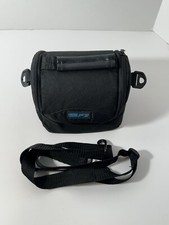 BePro custodia piccola per fotocamera nuova con etichetta nera include cinturino