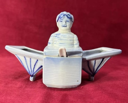 Plane aviation salt and - and, pepper