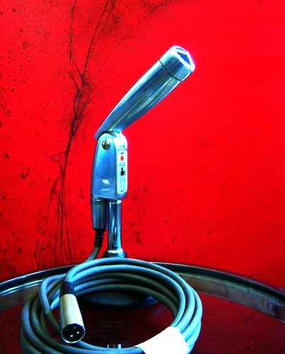 Microfono dinamico vintage