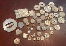 56 bottoni MOP vintage alcuni