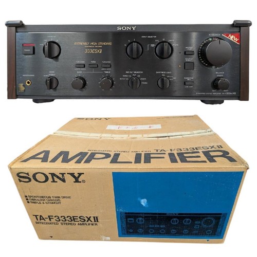 Amplificatore stereo integrato