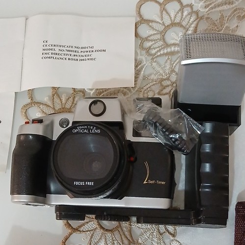 Fotocamera compatta analogica