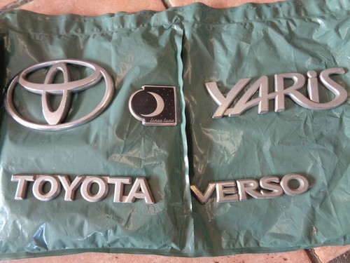 Toyota yaris verso scritta - toyota,