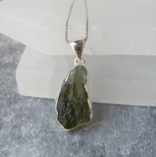 Ciondolo Moldavite grezza pietra preziosa argento sterling 925 meraviglioso ciondolo collo MK*