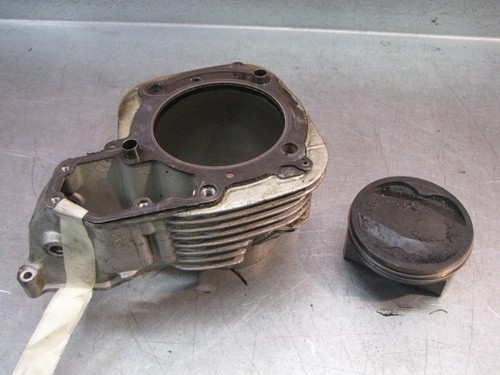 Bmw r1150r left - r1150r, cylinder