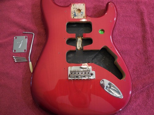 Corpo fender stratocaster mim - corpo,