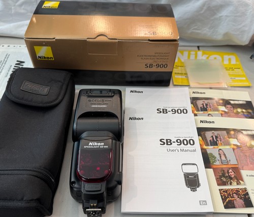 Nikon 900 speedlight - nikon,