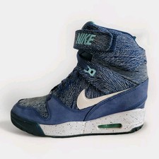 NIKE AIR REVOLUTION SKY HI