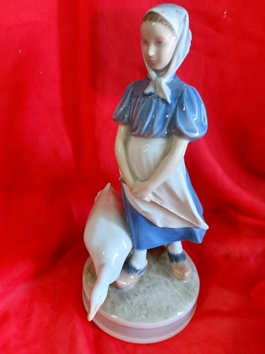 Statuina porcellana vintage - porcellana,