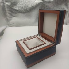 Cassa orologio Corum in pelle