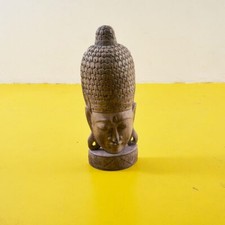 scultura in legno buddha