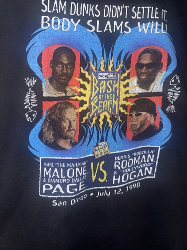 Wcw bash the beach hulk - bash,