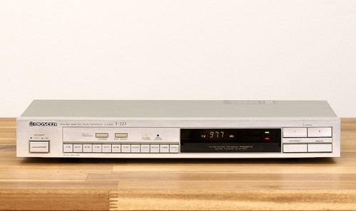 Pioneer 223 - pioneer, f-223