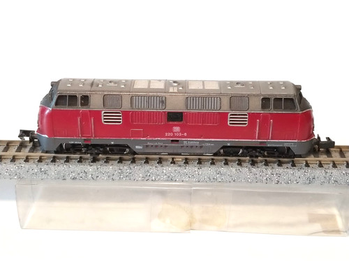 Locomotora diésel 220 - locomotora,