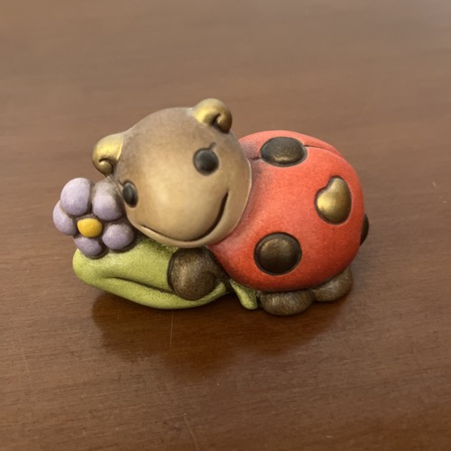 Thun coccinella foglia - su,
