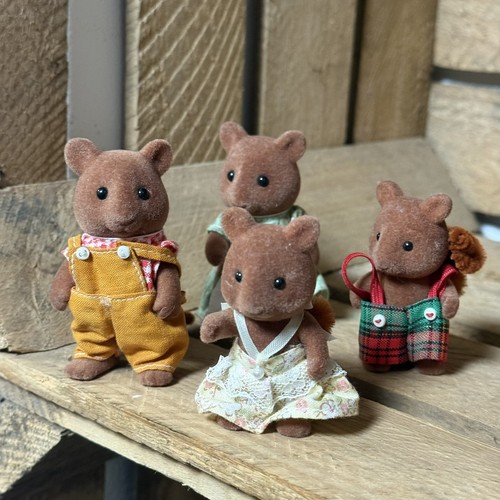 Sylvanian families oakwood - sylvanian,