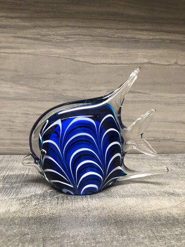 Statuina pesce tropicale