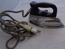 FERRO DA STIRO ACCIAIO AEG RARO ORIGINALE EPOCA