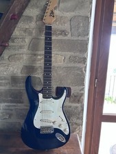 CHITARRA ELETTRICA EKO S300