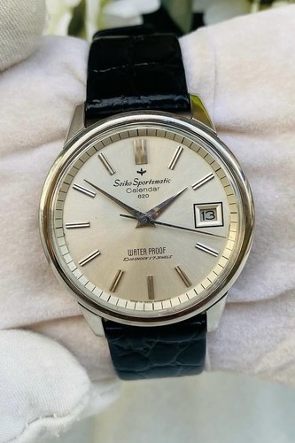 Seiko sportsmatic calendar - seiko,
