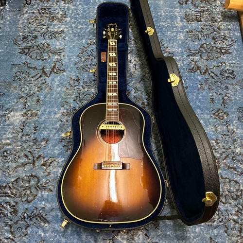 Electric acoustic guitar - electric,