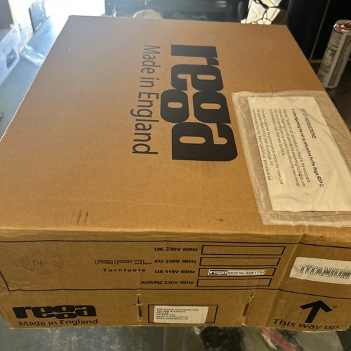 Giradischi rega con - rega,