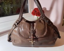 Borsa A Mano In Pelle Martellata Fay