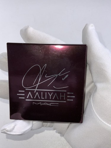 Mac aaliyah ombretto moody - aaliyah, 9