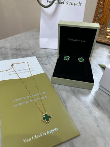 Collana orecchini vanclef - +,
