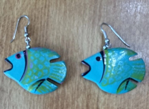 Orecchini pesce legno dipinti - orecchini,