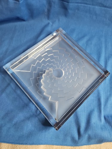 Scultura vetro geometrica - in,