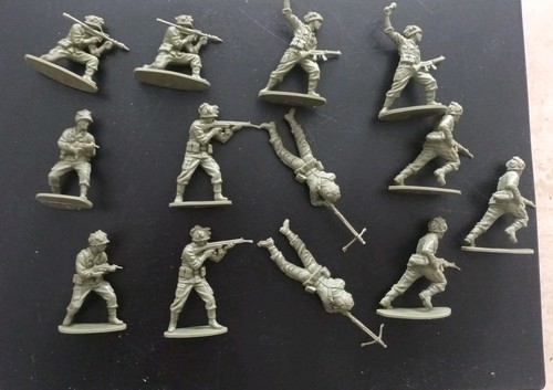 Soldatini airfix 32 - 1,