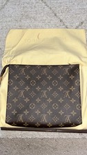 Louis Vuitton Pochette